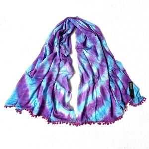 NWT Gypsy 05 Tie Dye Rayon Scarf with Pom Pom Tassels